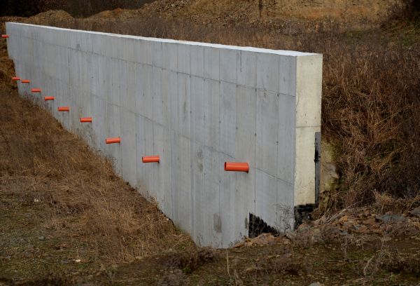 Cost of Hillside Drainage Installation in Blue Springs